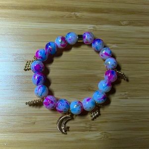 Handmade stretch bracelet 💕